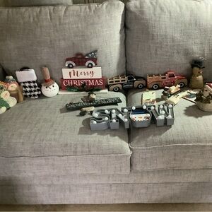 Lot of 14 Festive Holiday Decor 3 Decorations Light Up